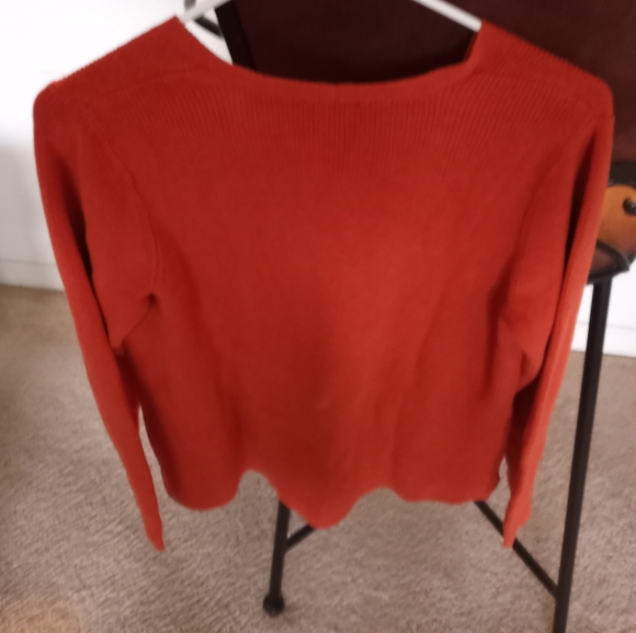 J. Jill Women's Size M Erin Burnt Orange V-Neck Ribbed Shaker Knit Style - Picture 4 of 6